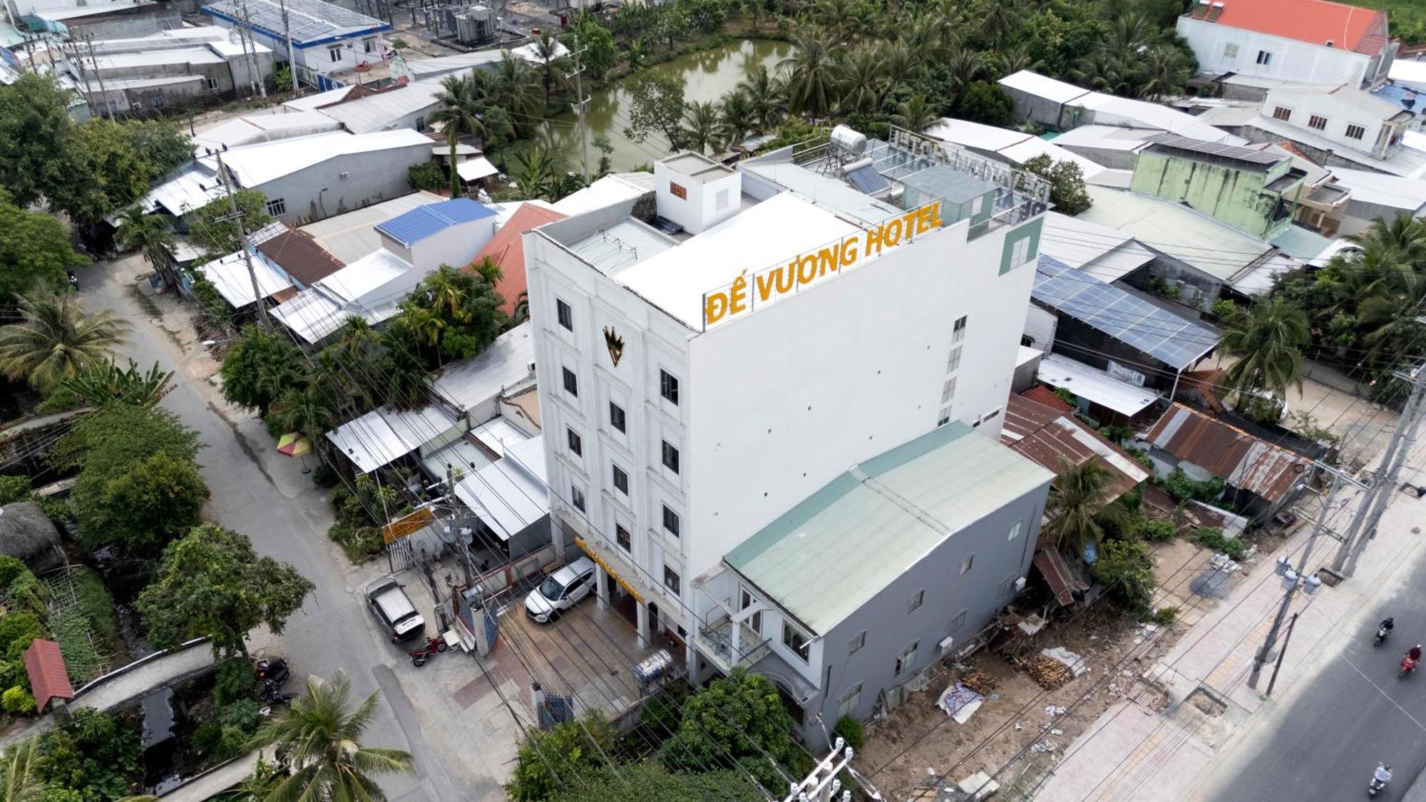 Khach San De Vuong Hotel Cao Lanh ภายนอก รูปภาพ